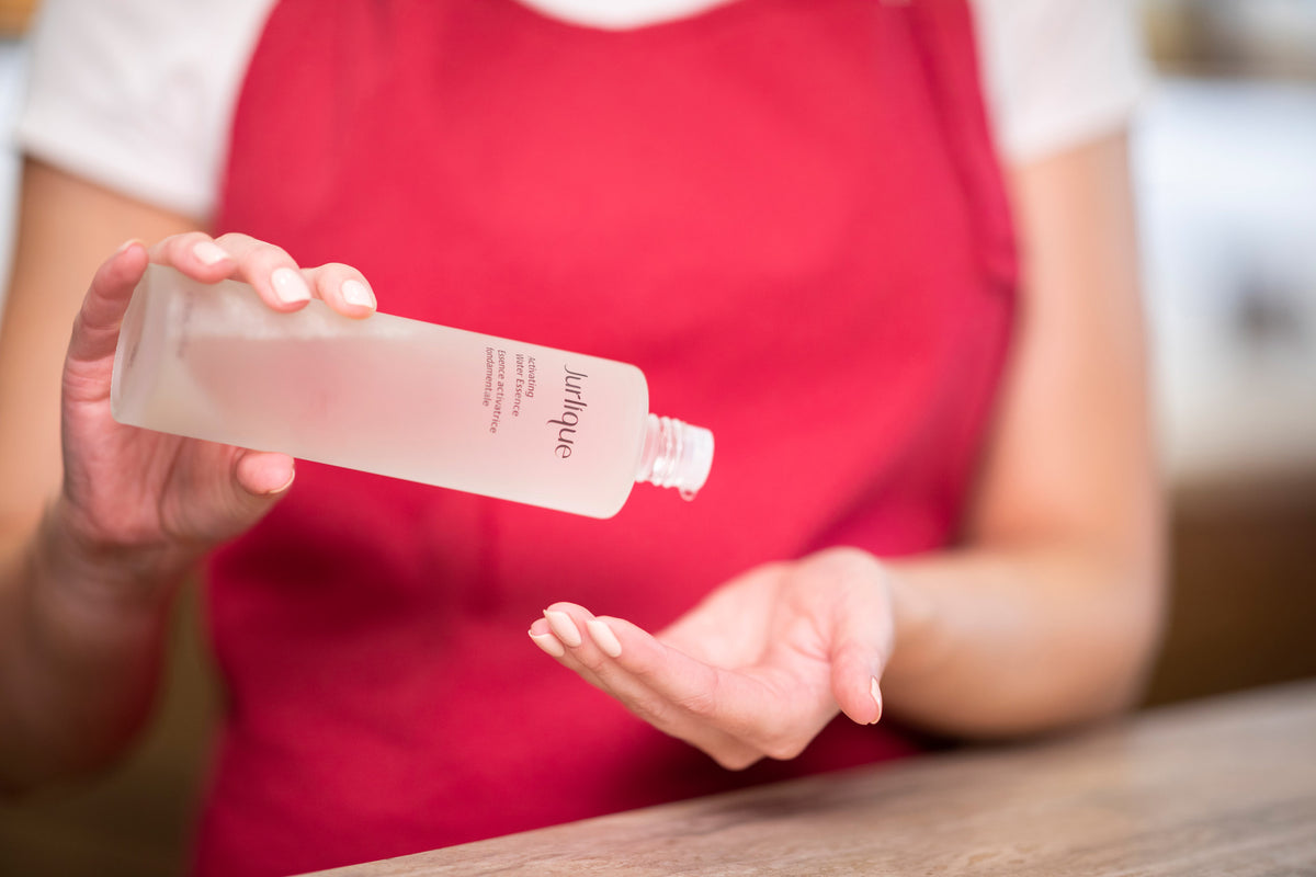 5 reasons to use Activating Water Essence